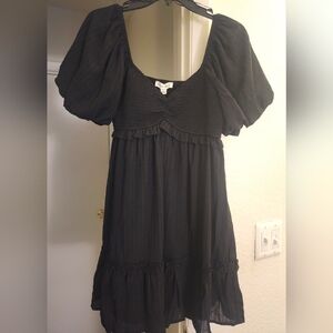 Allison + Kelly Black Babydoll Dress. Size Large.